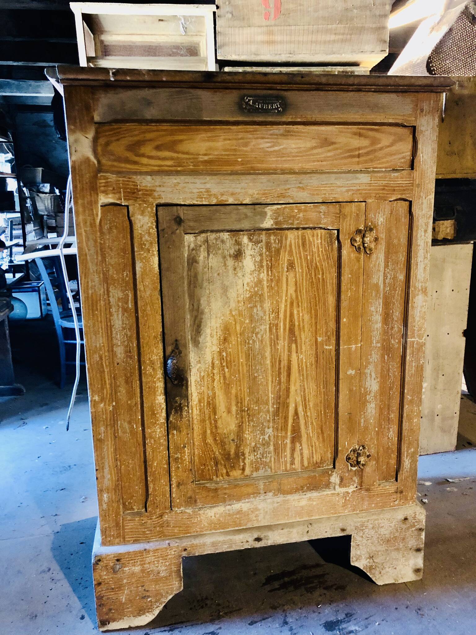 Large Fridge - Cabinet in a pretty Dijon patina from the 1900s