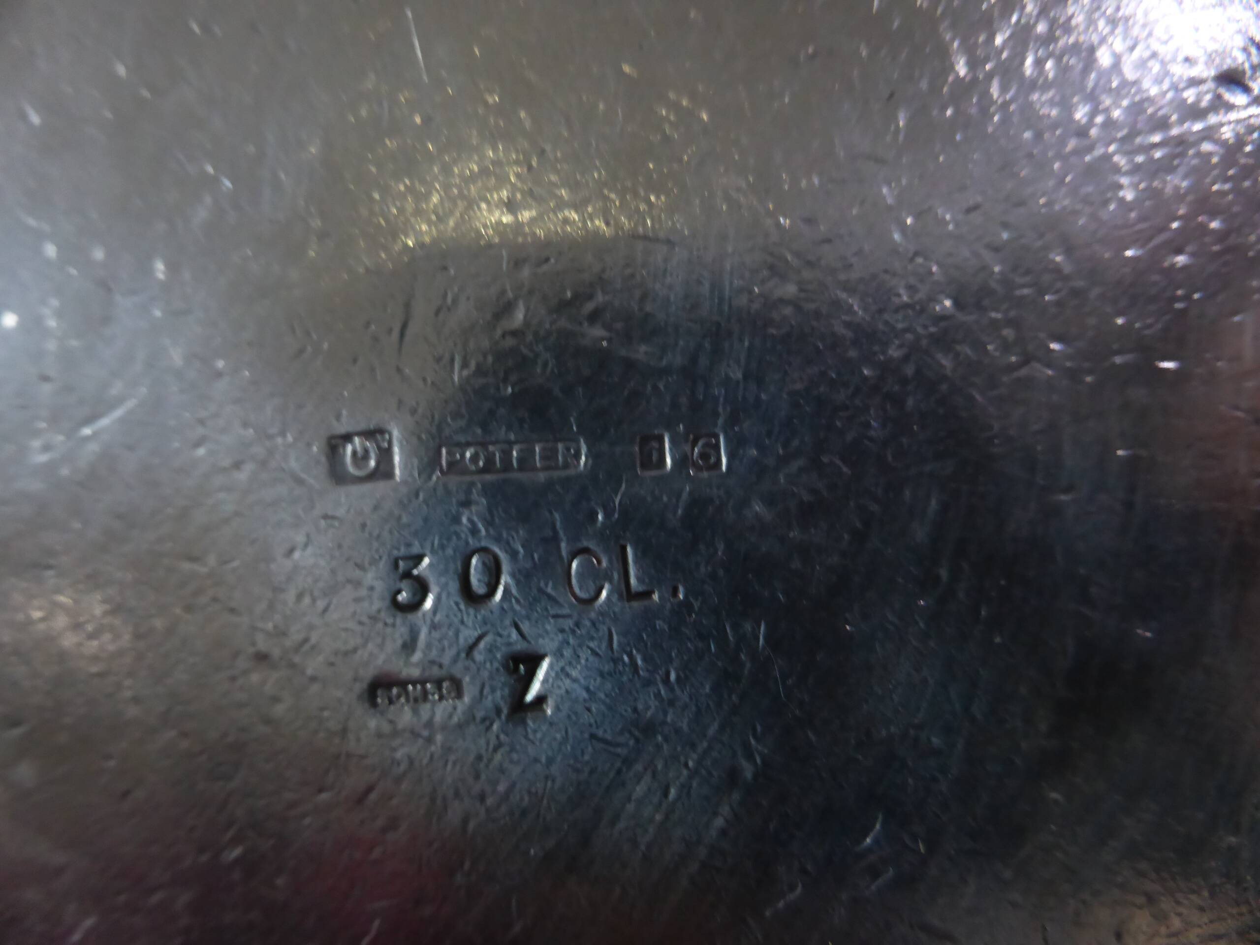 Silver-plated metal teapot vintage potter 240546