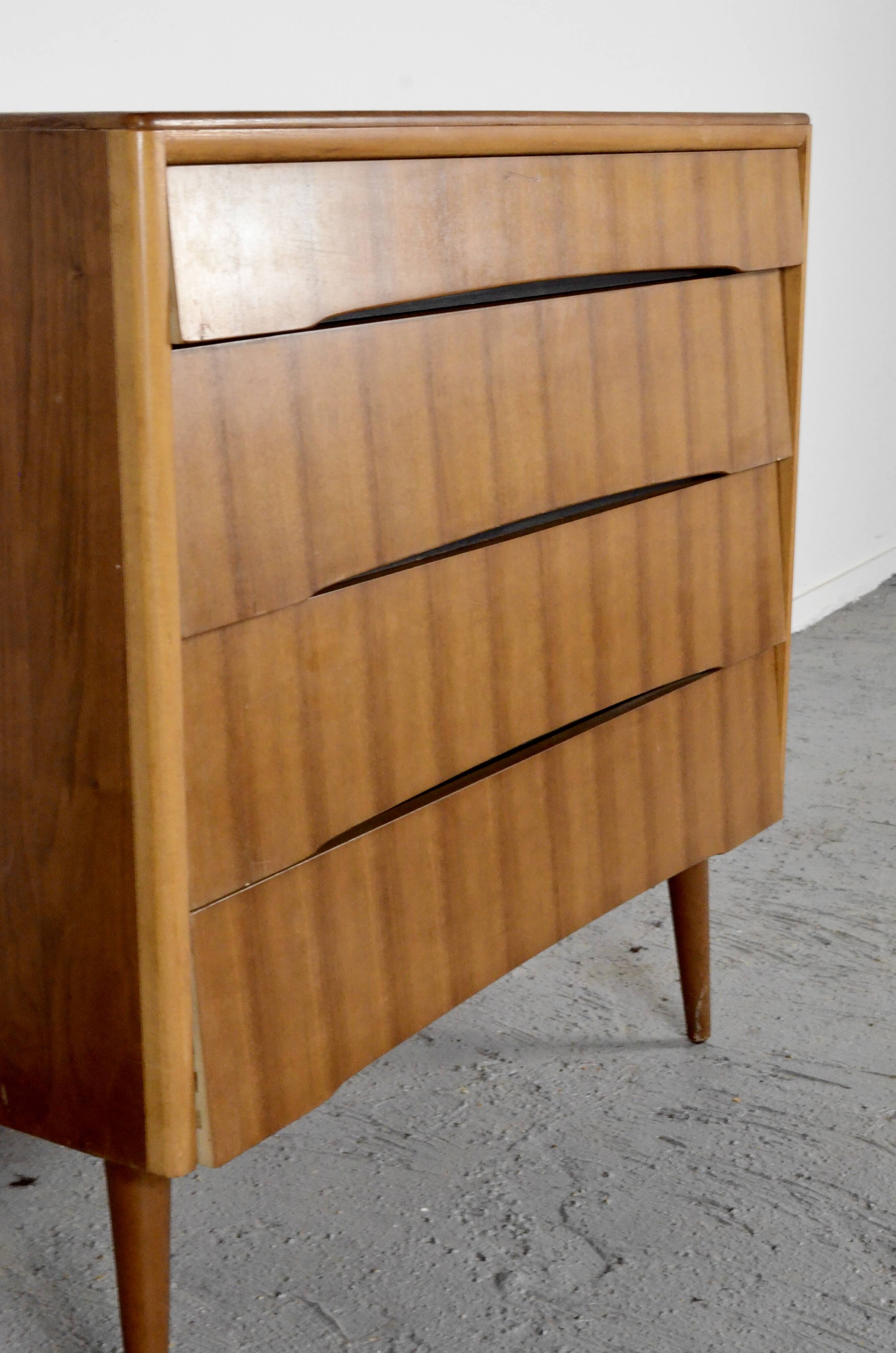 Commode Avalon du milieu du siècle en teck. Style vintage moderne et rétro