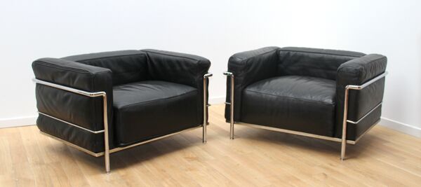 Paire de fauteuils LC3