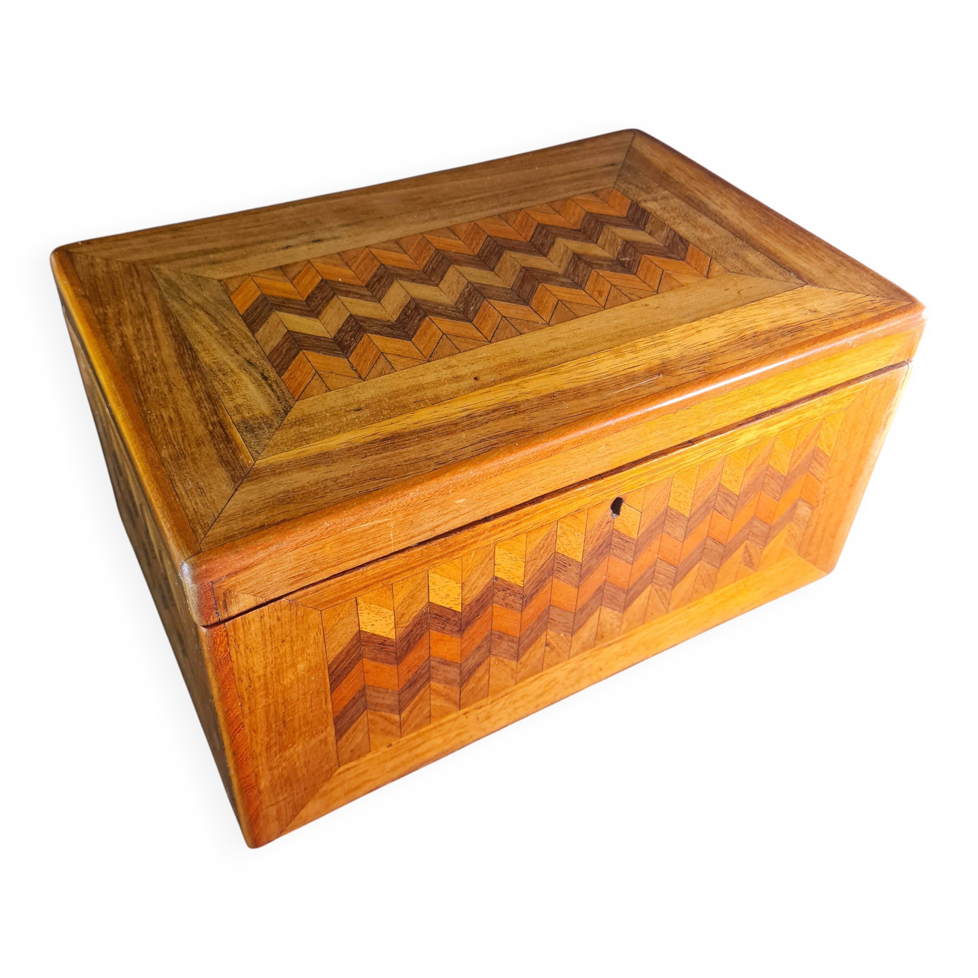 Marquetry Jewelry or Keepsake Box – Vintage Elegance in Pre-Cut Wood