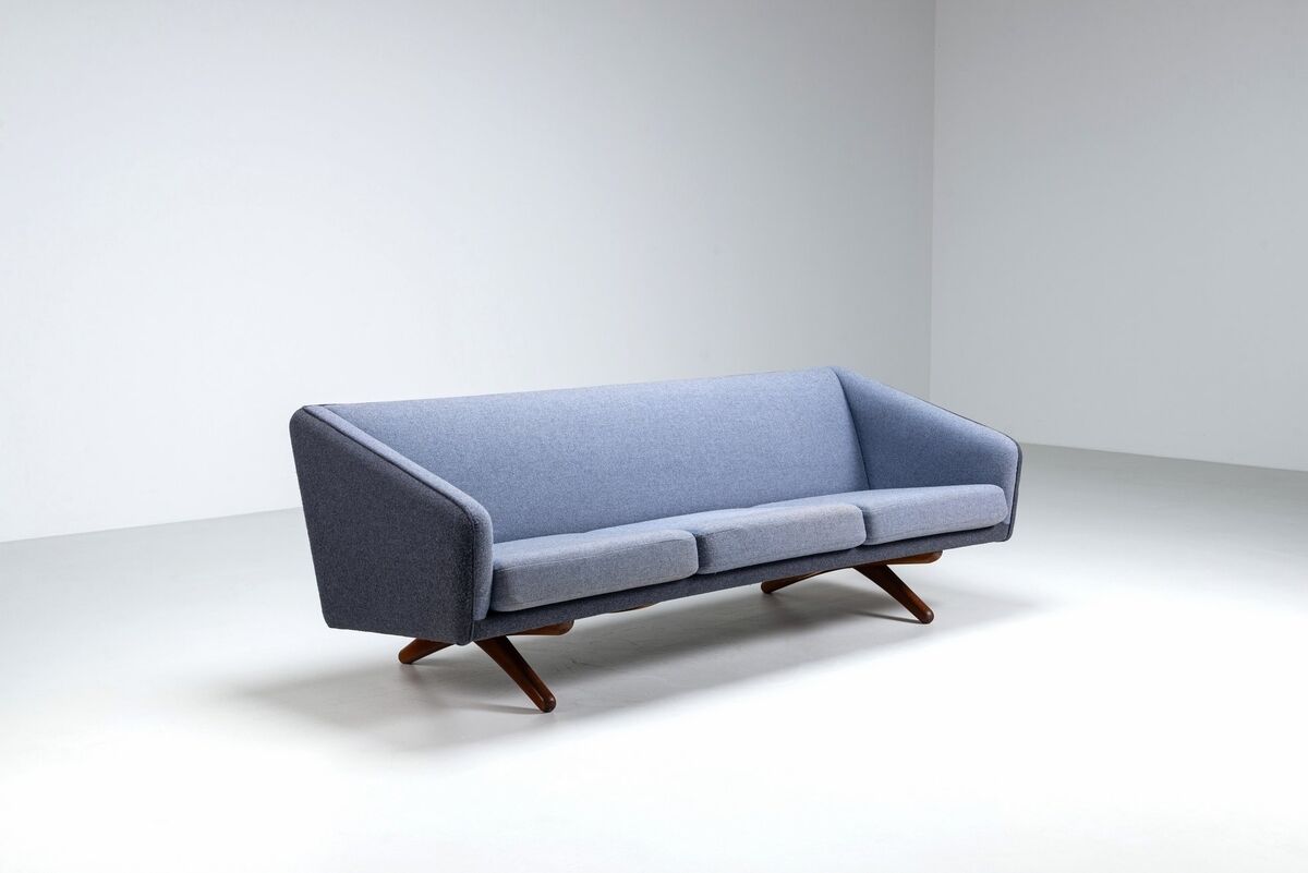 Illum Wikkelso ML-90 three-seater sofa Laursen Denmark 1960