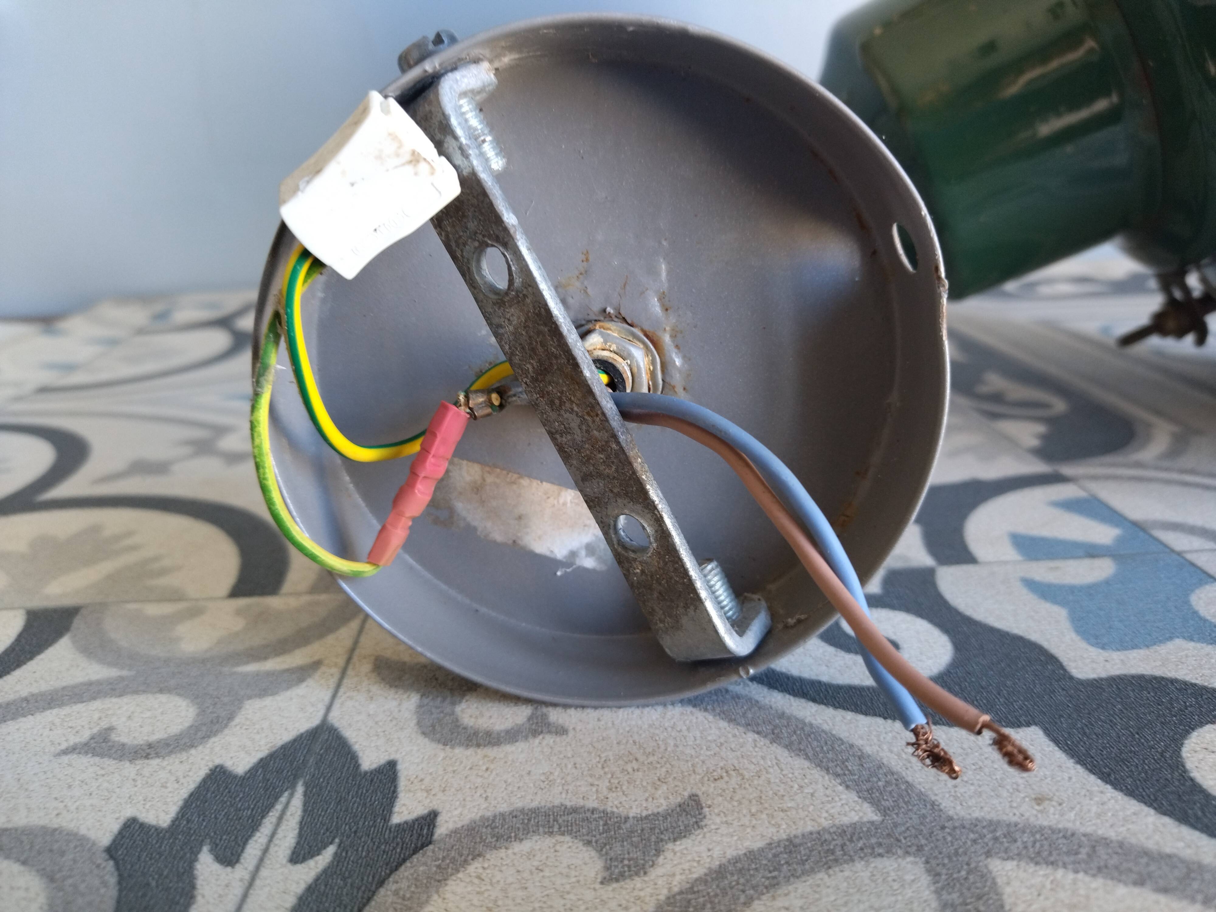 Uccello unopiu vintage court lamp