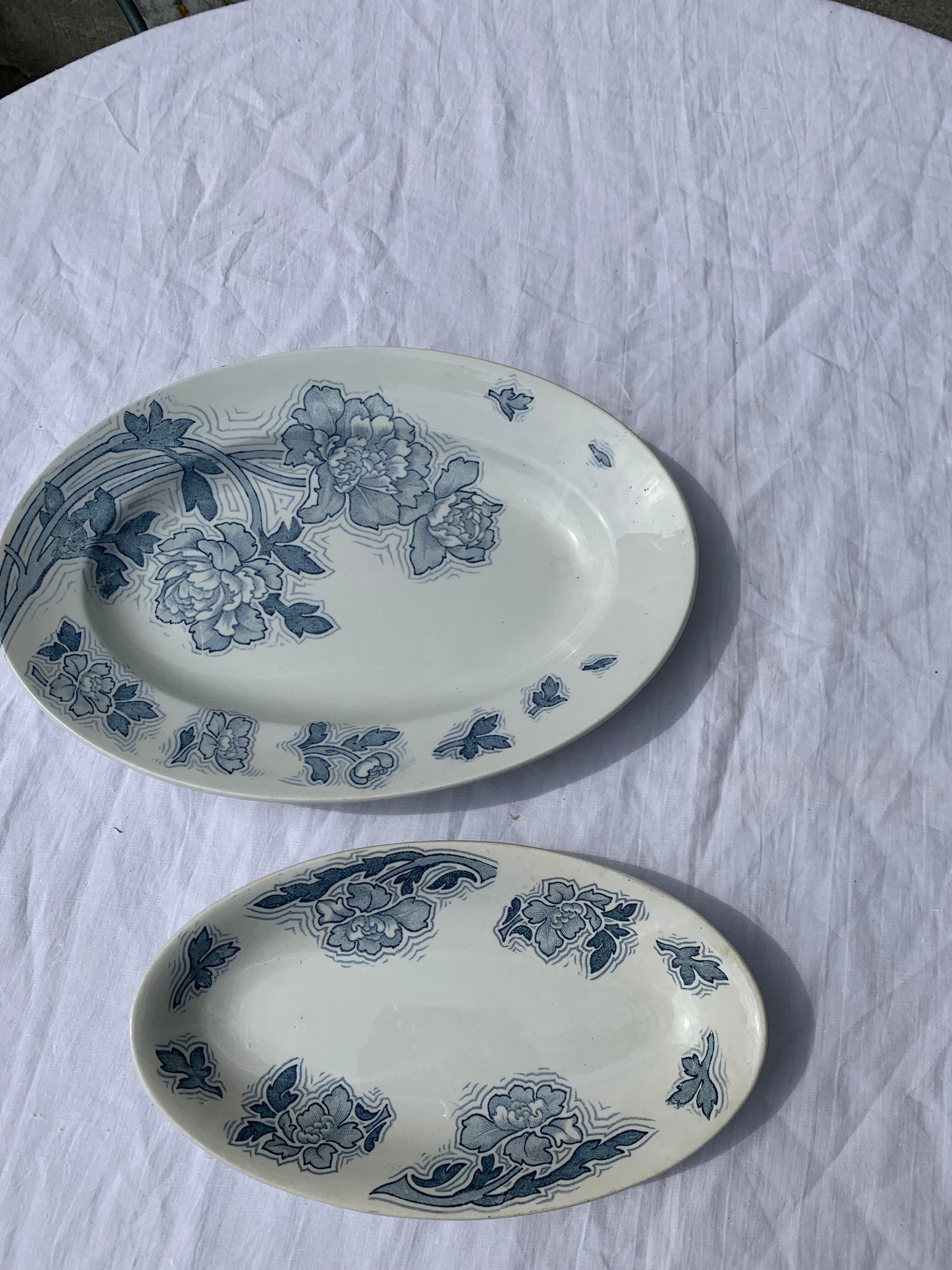 Two dishes of service model Floréal luneville K & G vintage and collector