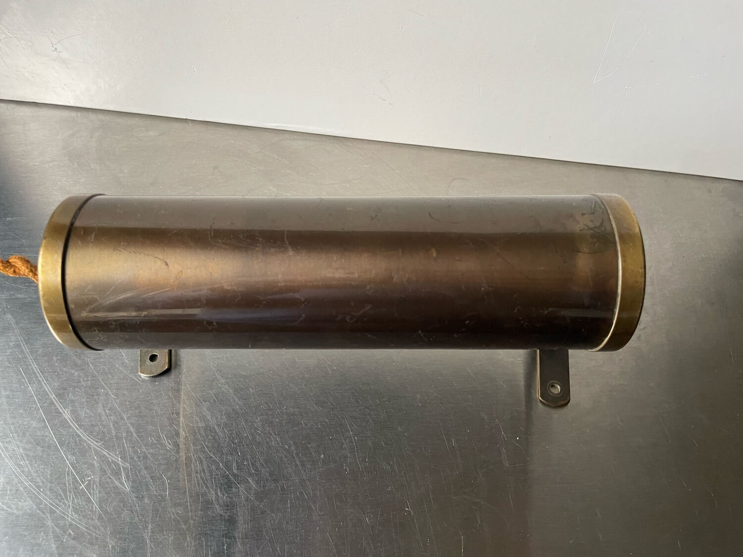 Danish art deco wall lamp in metal