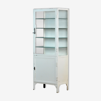 Armoire médicale en fer et en verre, années 1940