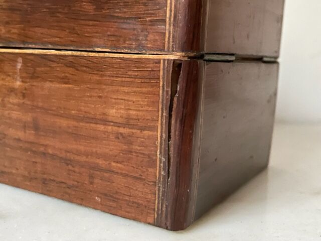 Boite à bijoux en bois de palissandre XIXème siècle