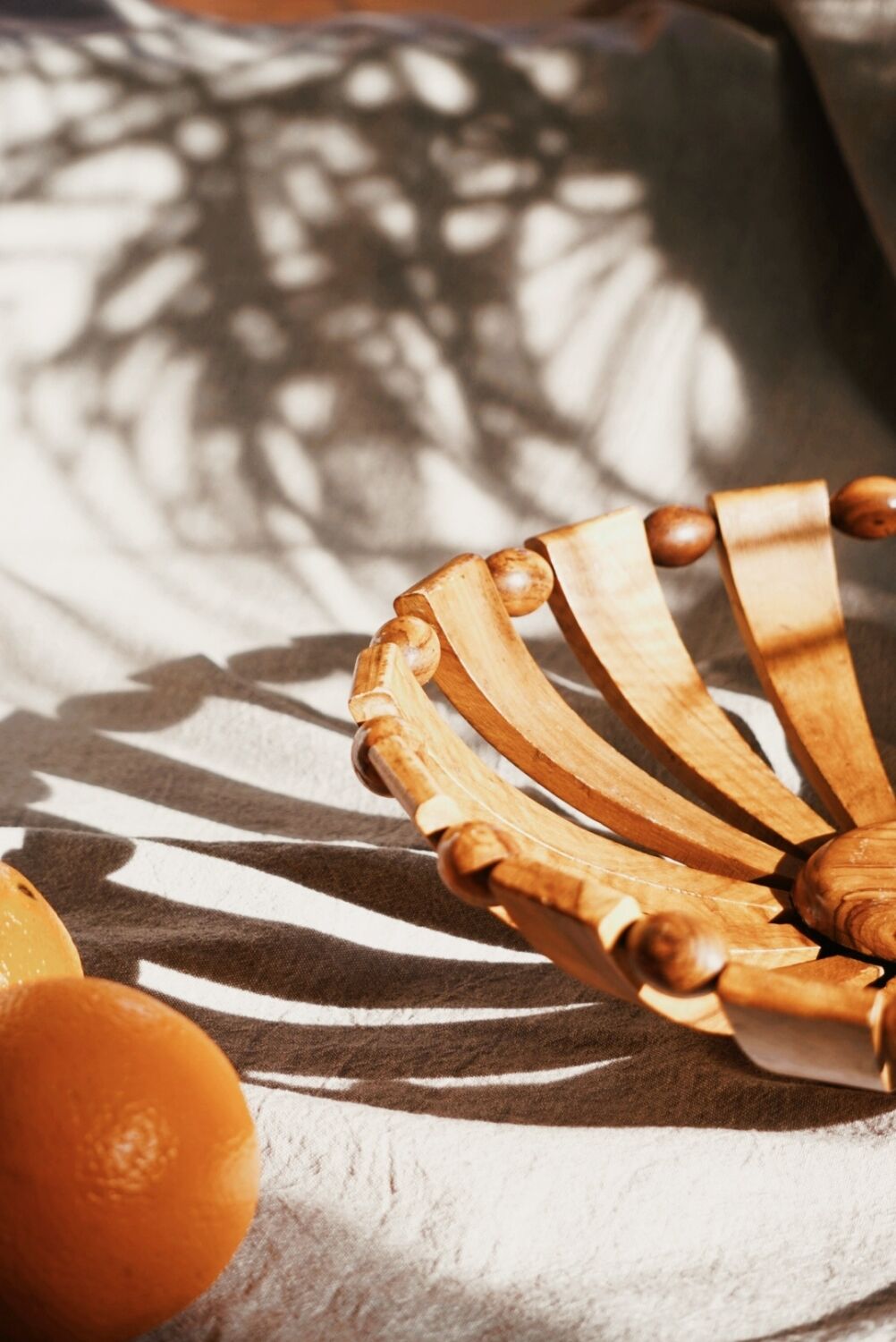 Wooden fruit basket with beads