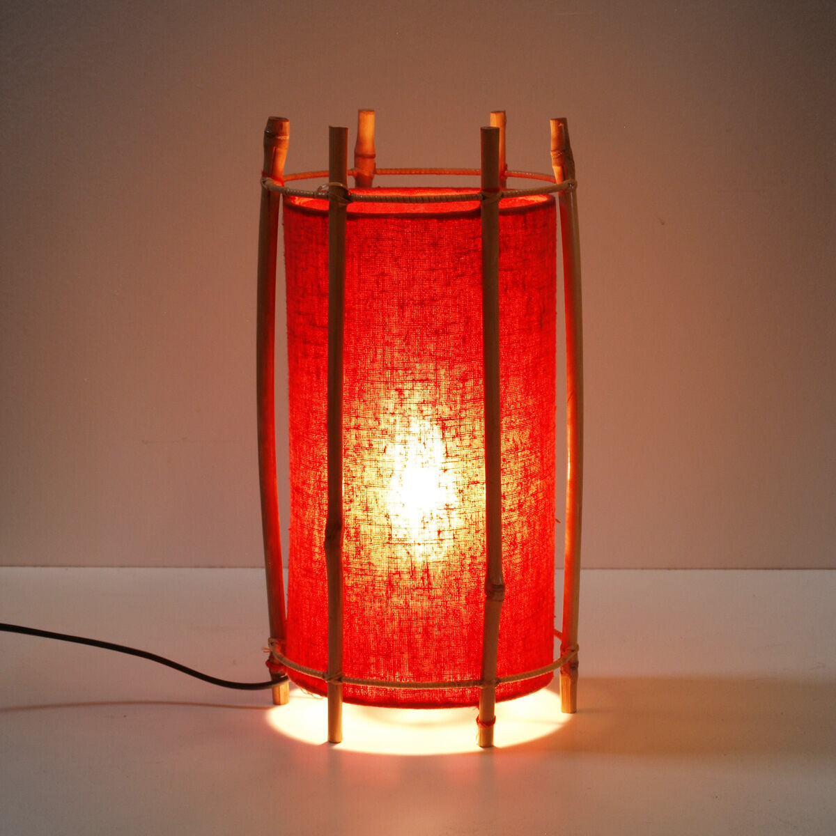 Bamboo and fabric table lamp