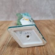 Petit vase en faïence signé Figas – décor fleuri peint à la main
