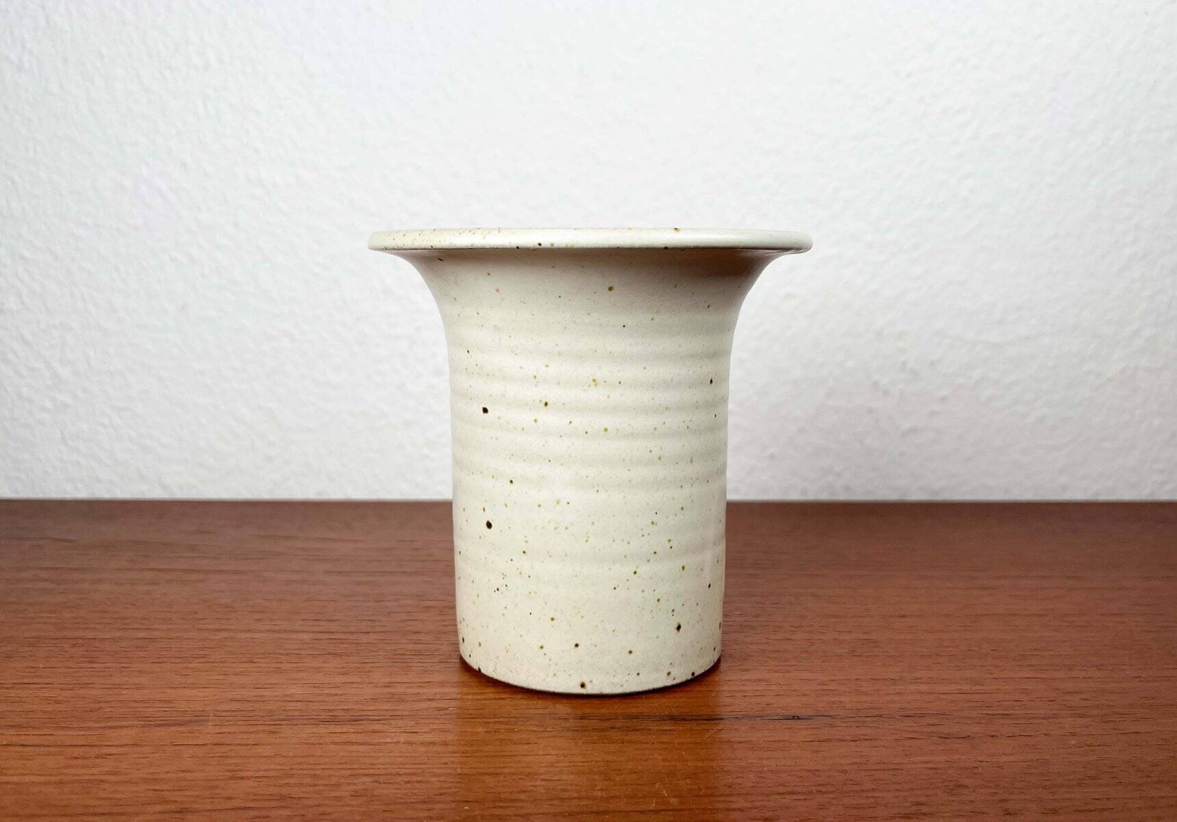 Minimalist vase from a Danish studio by Jette Andersen Keramik, 1960s.