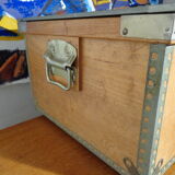 Vintage wooden box Rallye Saint-Germain metal frame