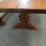 Farmhouse table and its 2 benches