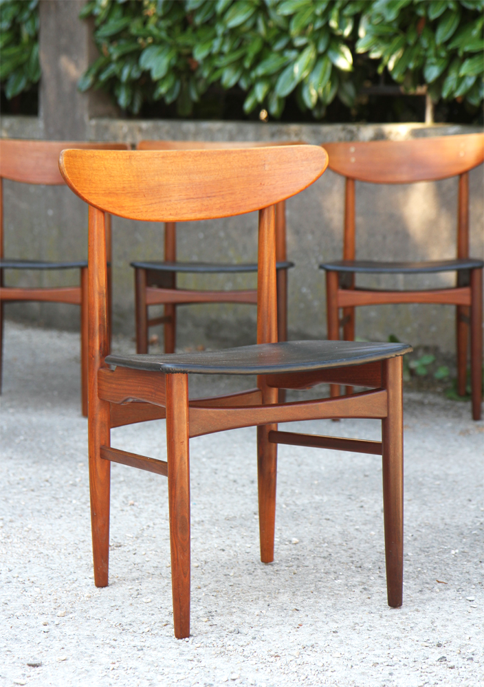 Set of 4 chairs dyrlund - 1950s