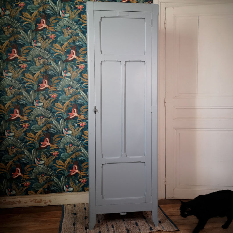 Former boarding school locker room