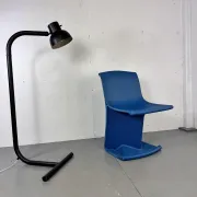Chaise moderne futuriste infinie imprimée en 3D attribuée à Dirk Vander Kooij, années 2000.