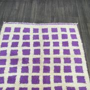 Handmade Berber rug in pure wool, size 150 x 250 cm