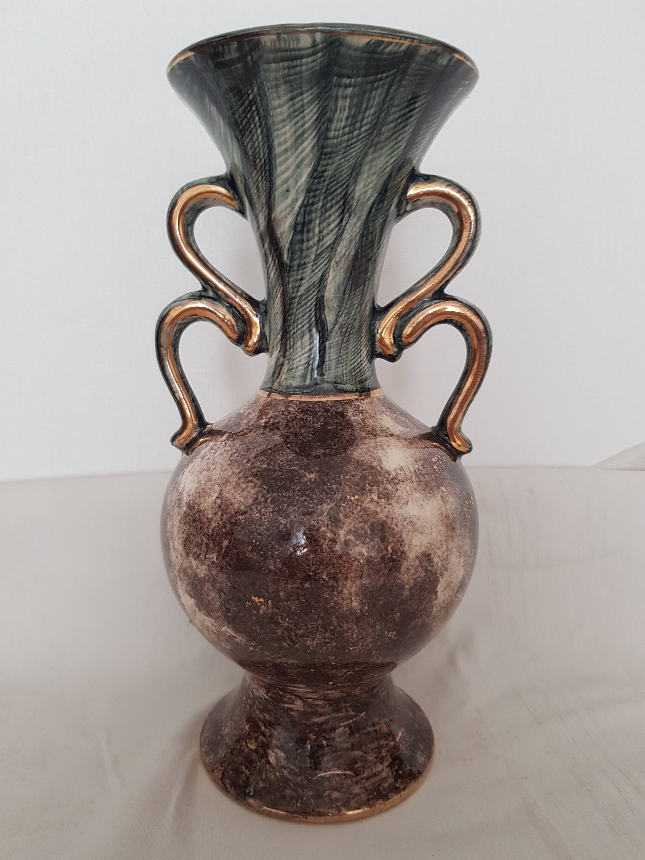 Vase vintage en faïence de H Bequet, Décor de cerf