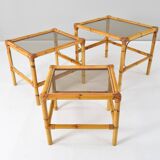 Ensemble de trois tables gigognes en bambou et verre fumé Espagne années 70