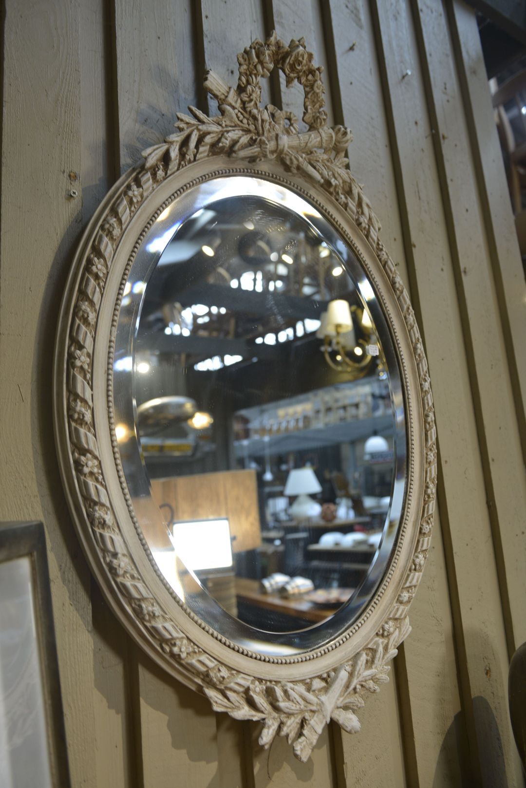 Oval mirror style Louis XVI 63x100cm