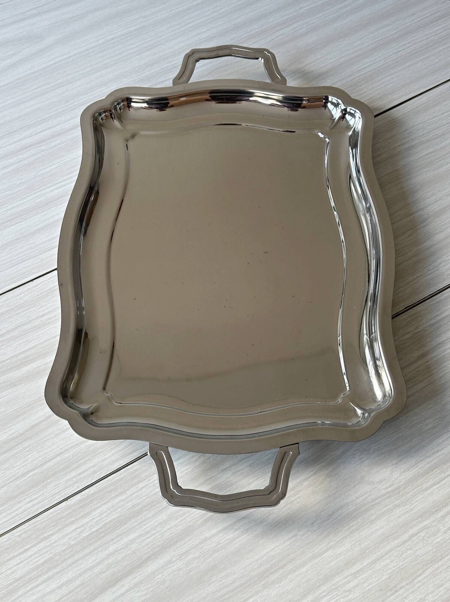 Shiny stainless steel plate
