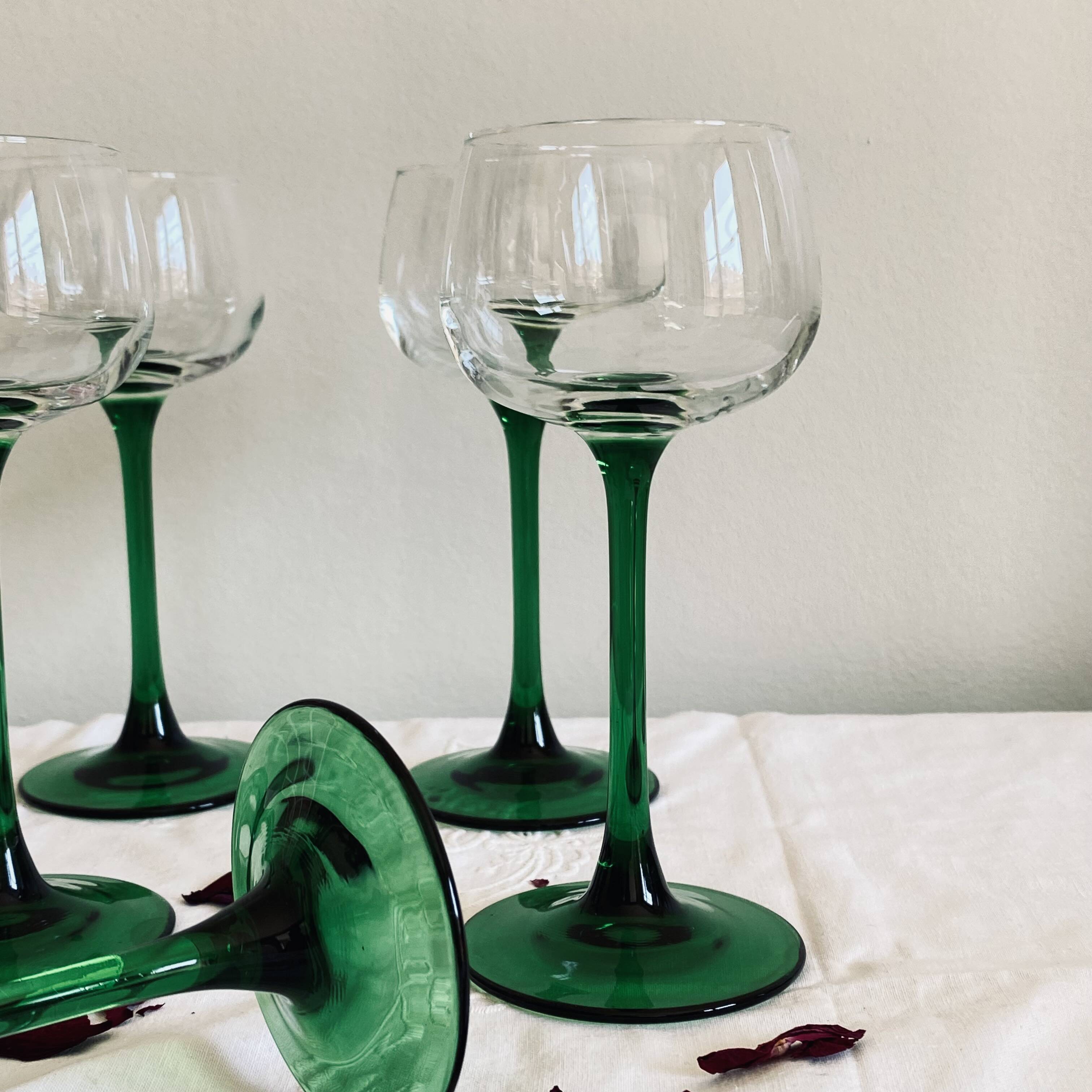 6 vintage Alsace white wine glasses with green stems, Luminarc