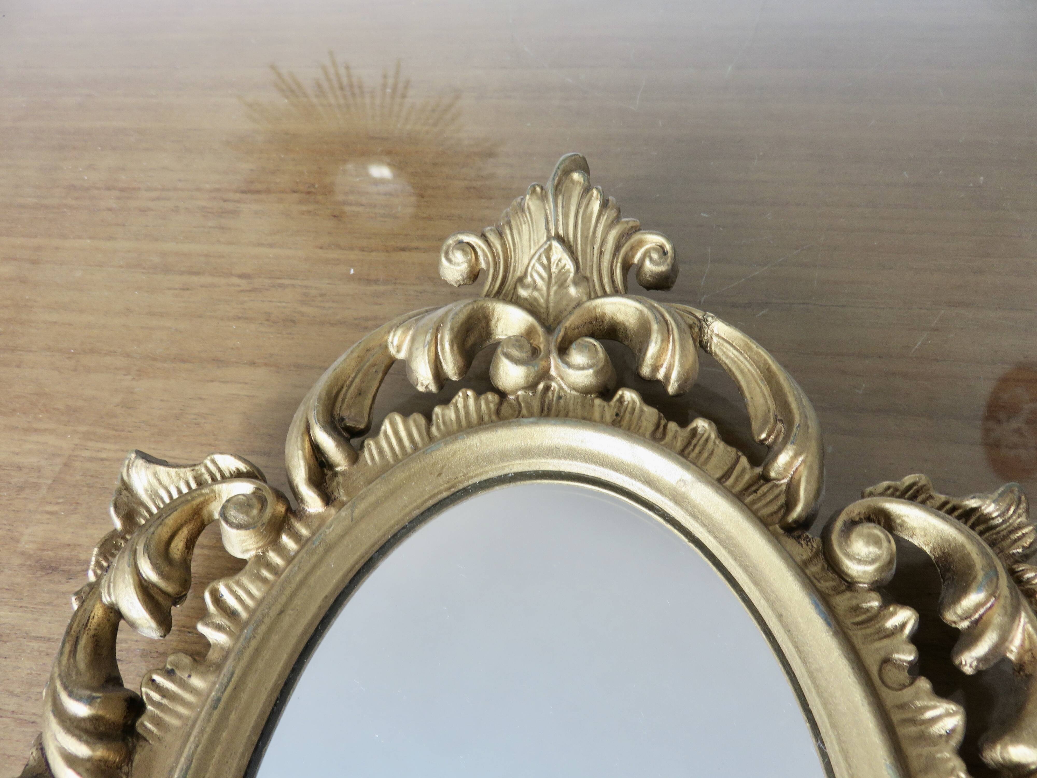 Small baroque mirror in gilded resin, made in Italy, 1970