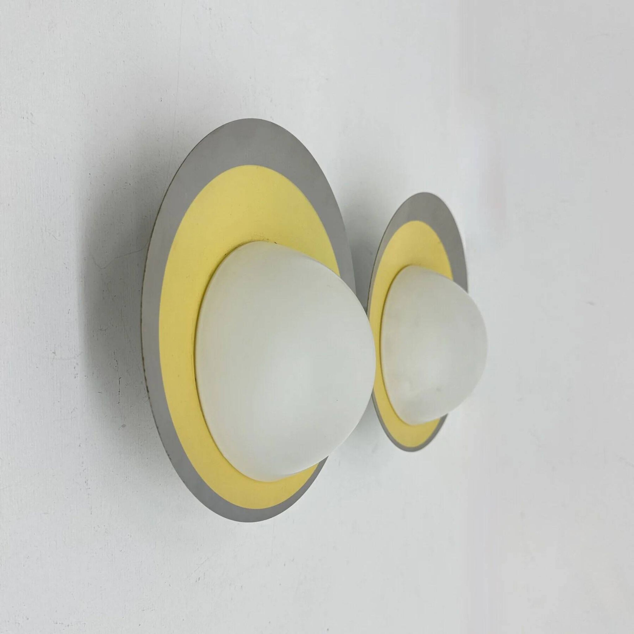 Paire de 2 appliques murales Kaiser Leuchten, années 1950.