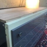 Commode en tôle émaillée et chêne 1950. Livraison gratuite