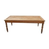 Farm table