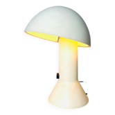 Lampe de table modèle 685 ‘Elmetto’ en ABS blanc par Elio Martinelli pour Martinelli Luce, Italie, années 1970.