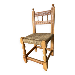 chaise sculptée début