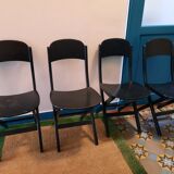 4 folding chairs