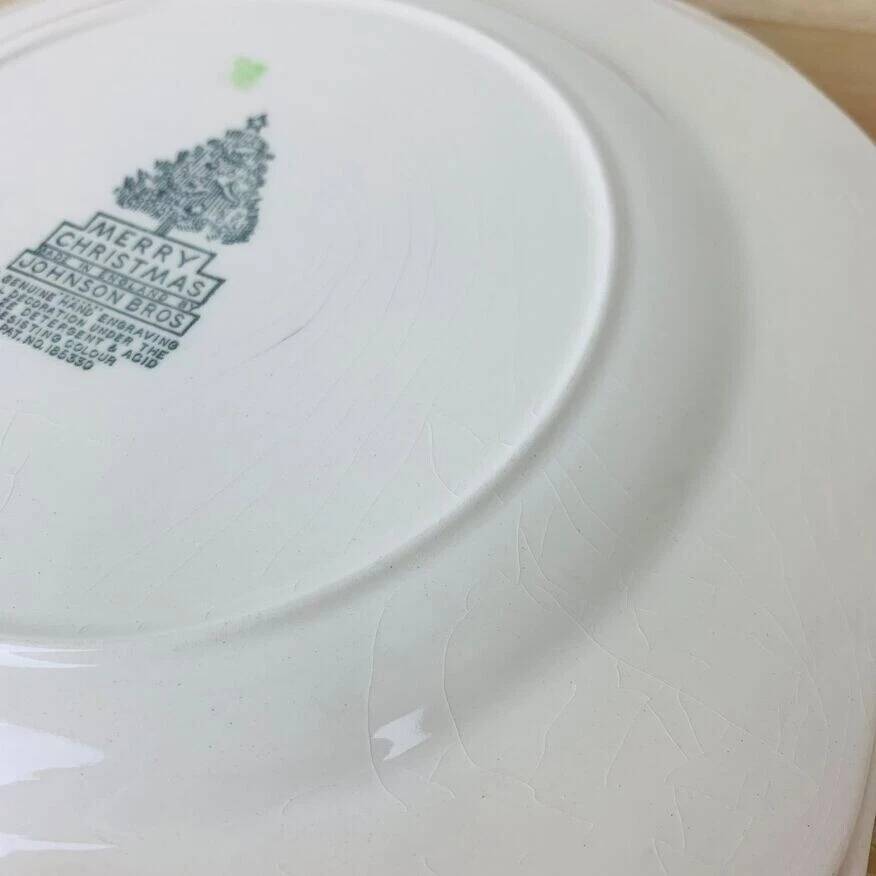 4 dessert plates and cups Merry Christmas Johnson Bros