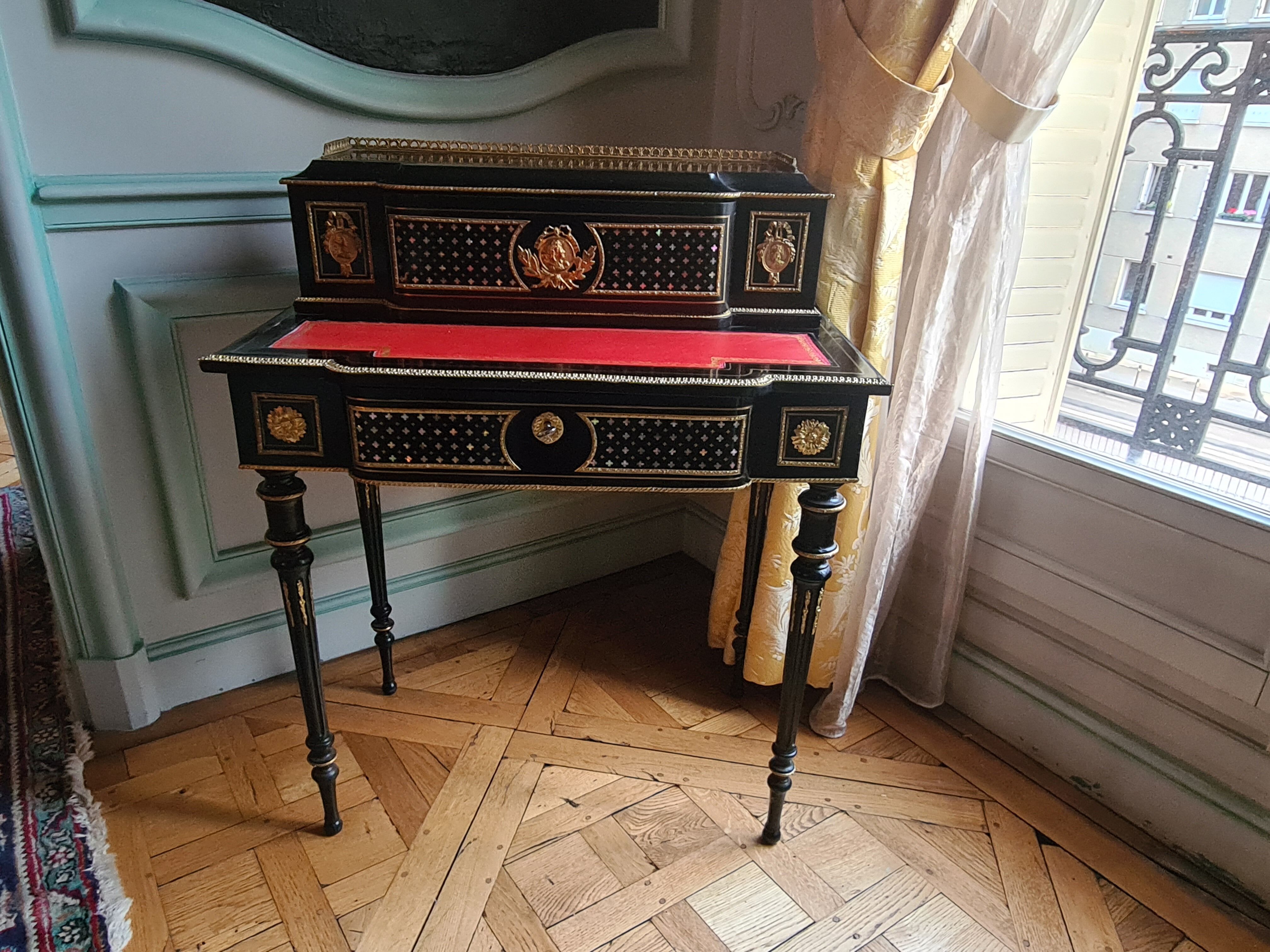 Bureau bonheur du jour époque Napoléon III