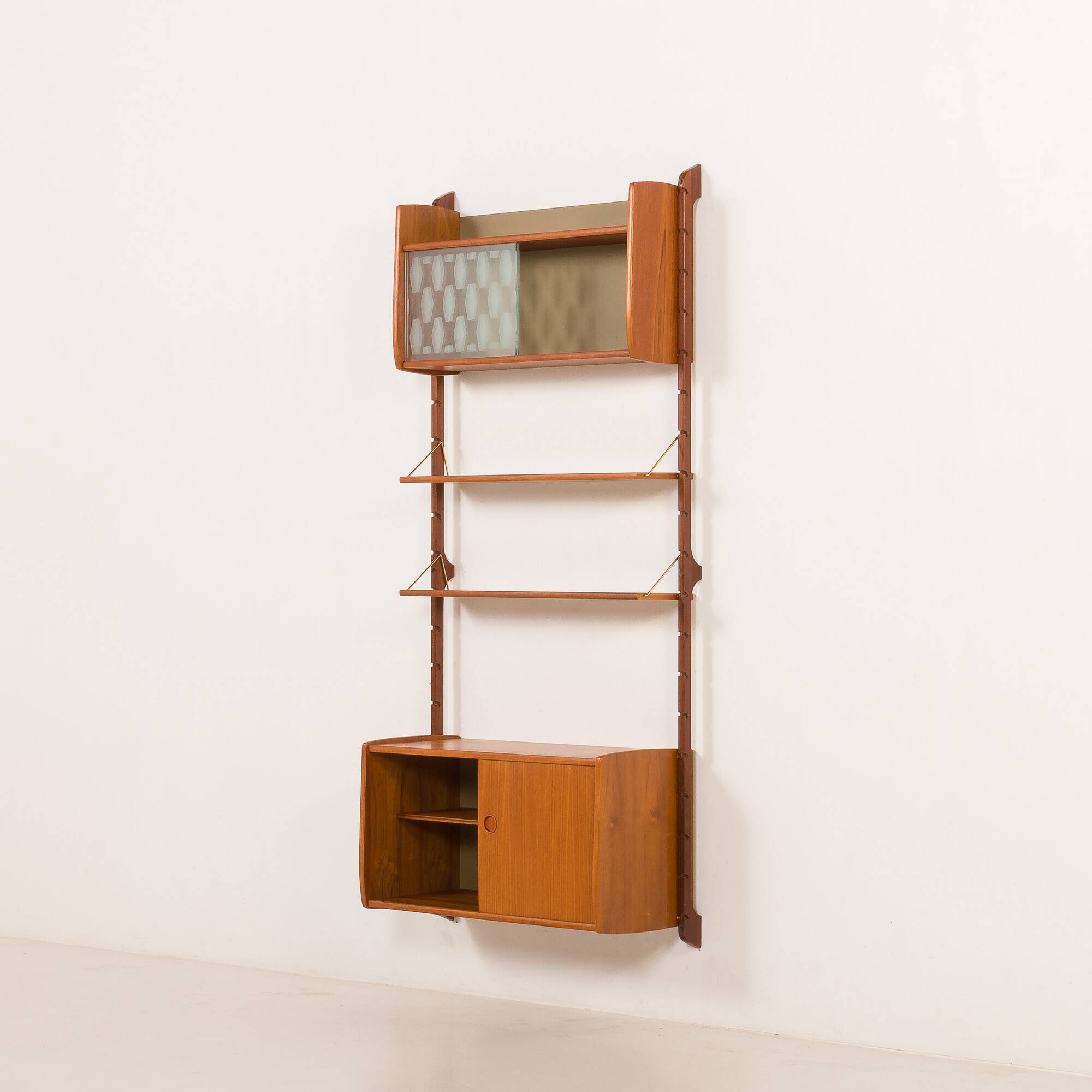 Ergo one bay teak wall unit, Norway, 1960s