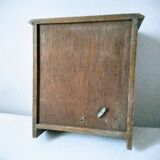 Musical jewelry cabinet