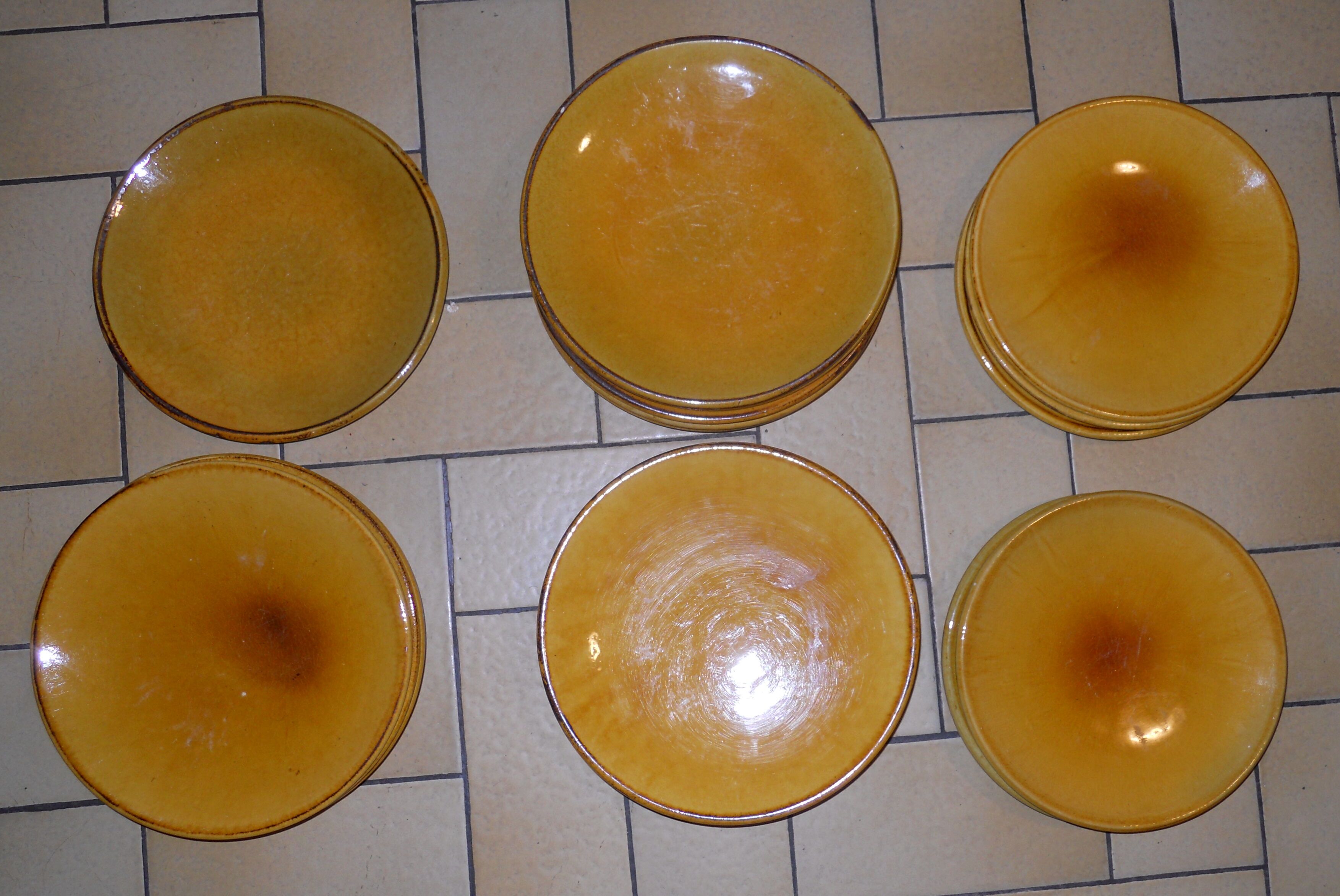 Aegitna Vallauris 12 large 11 small plate service