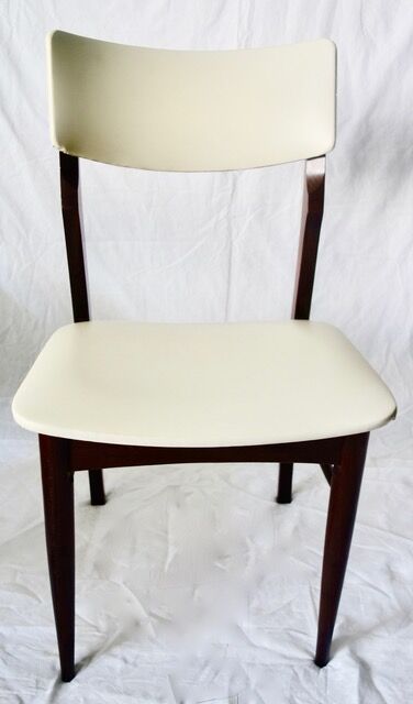 Suite of 6 scandinavian chairs