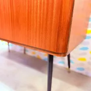 Cabinet du milieu du siècle, acajou
