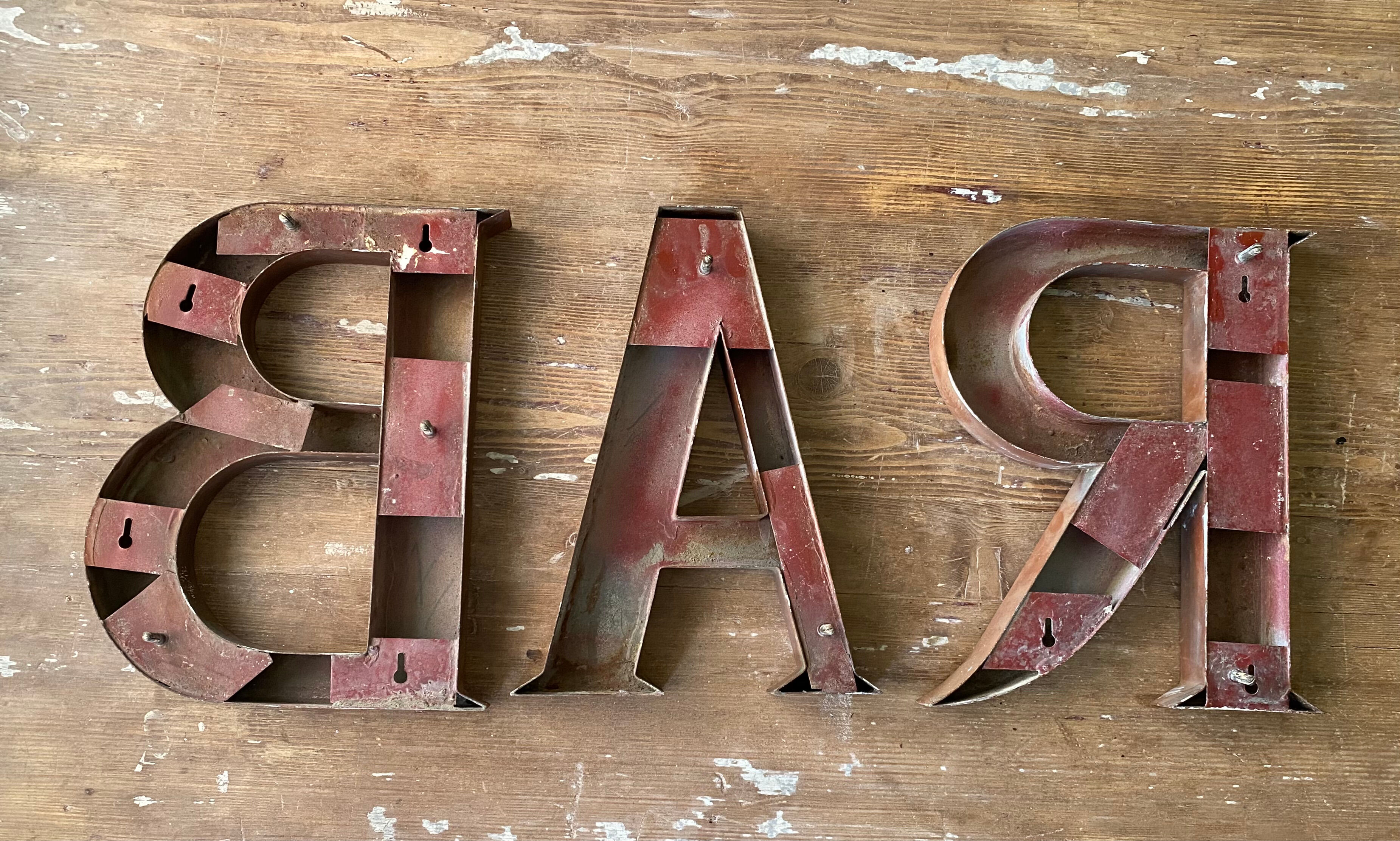 Bar sign letters