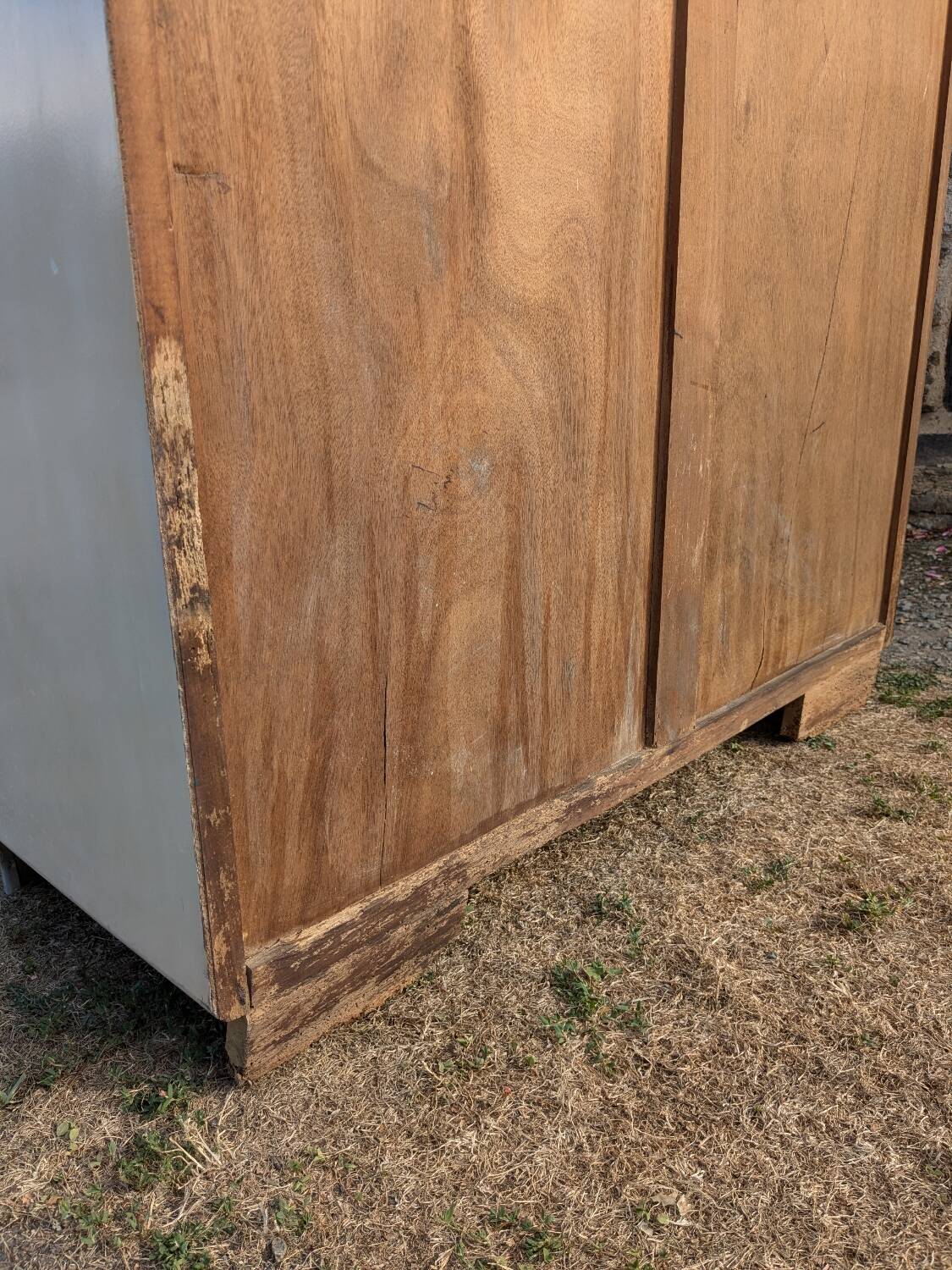 Mado cyan blue buffet