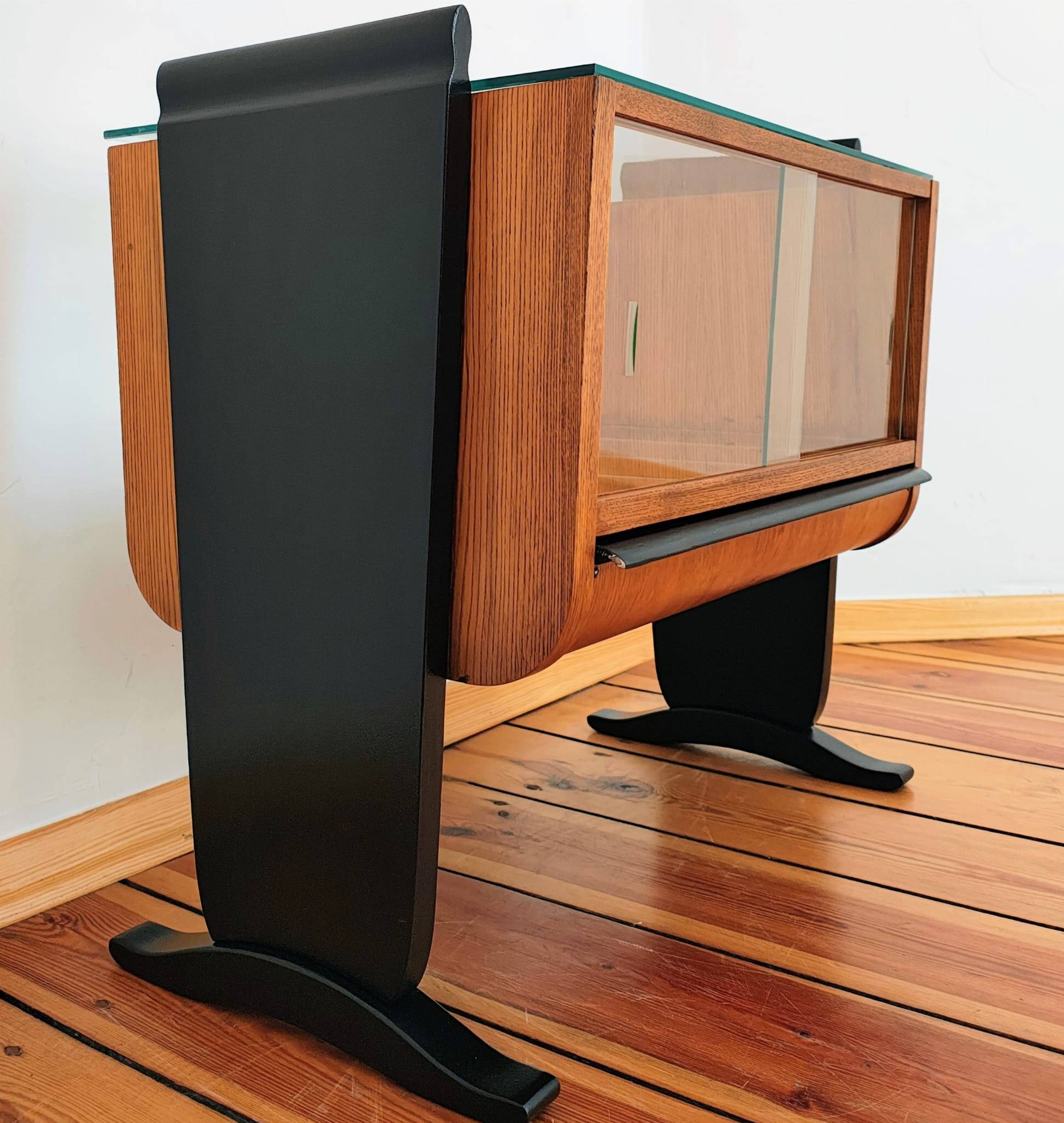 Czechoslovakian Trolley Bar by Jindřich Halabala for Up Závody, 1930s