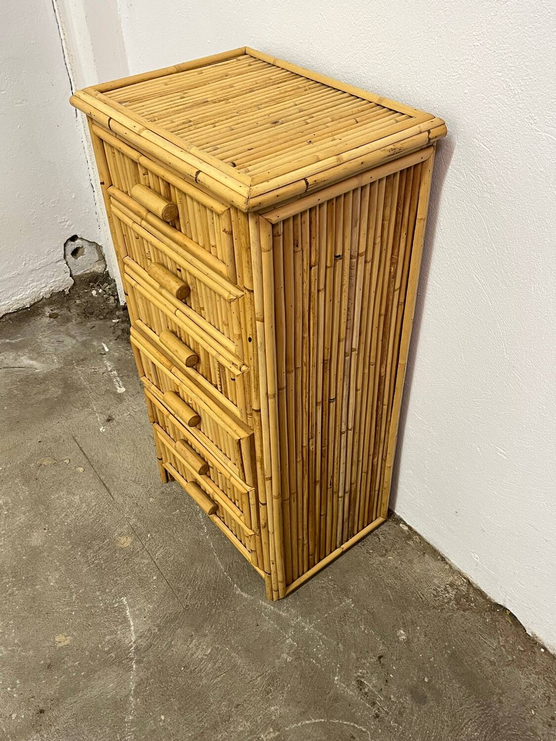 Chiffonnier en rotin années 70