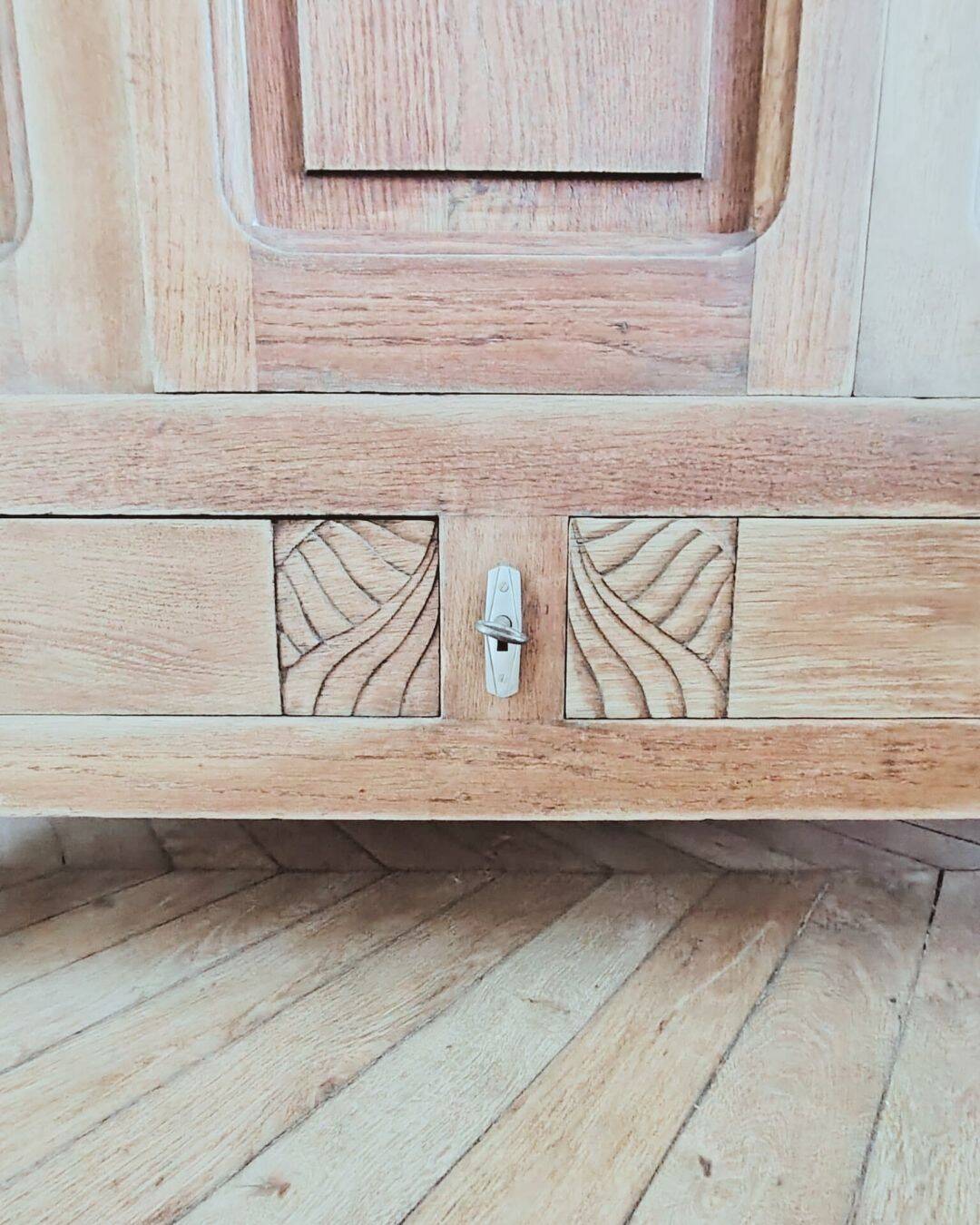 Art Deco carved wood wardrobe with 2 doors and 1 mirror, renovated
