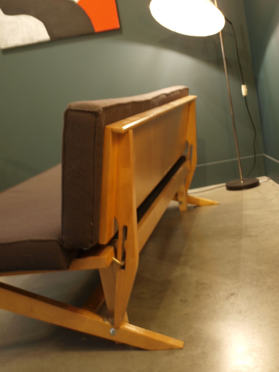 The 60 feet compass daybed