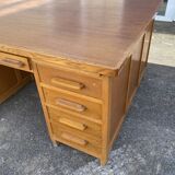 Bureau double administratif