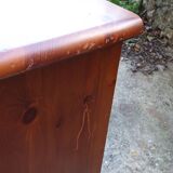 Pine chest of drawers