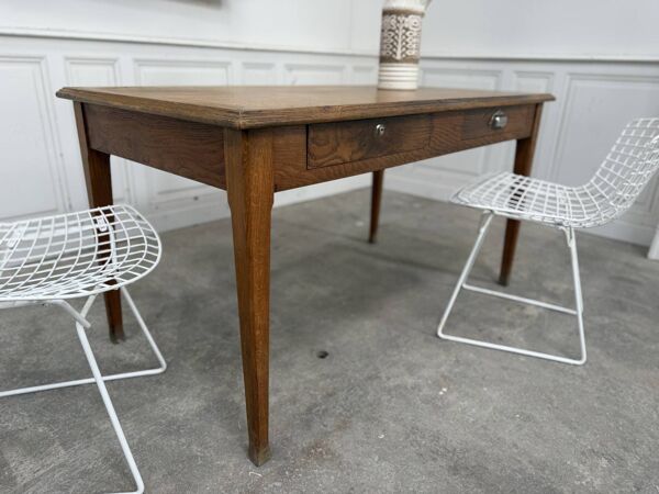 Ancienne petite table de ferme année 1930