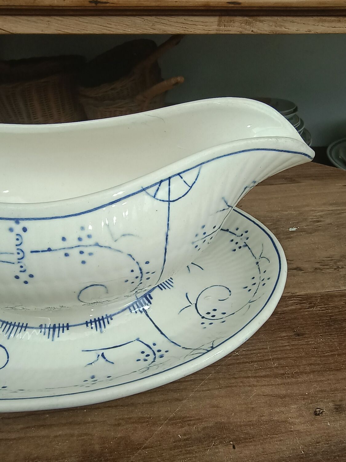 Gravy boat Boch and brothers la Louvière